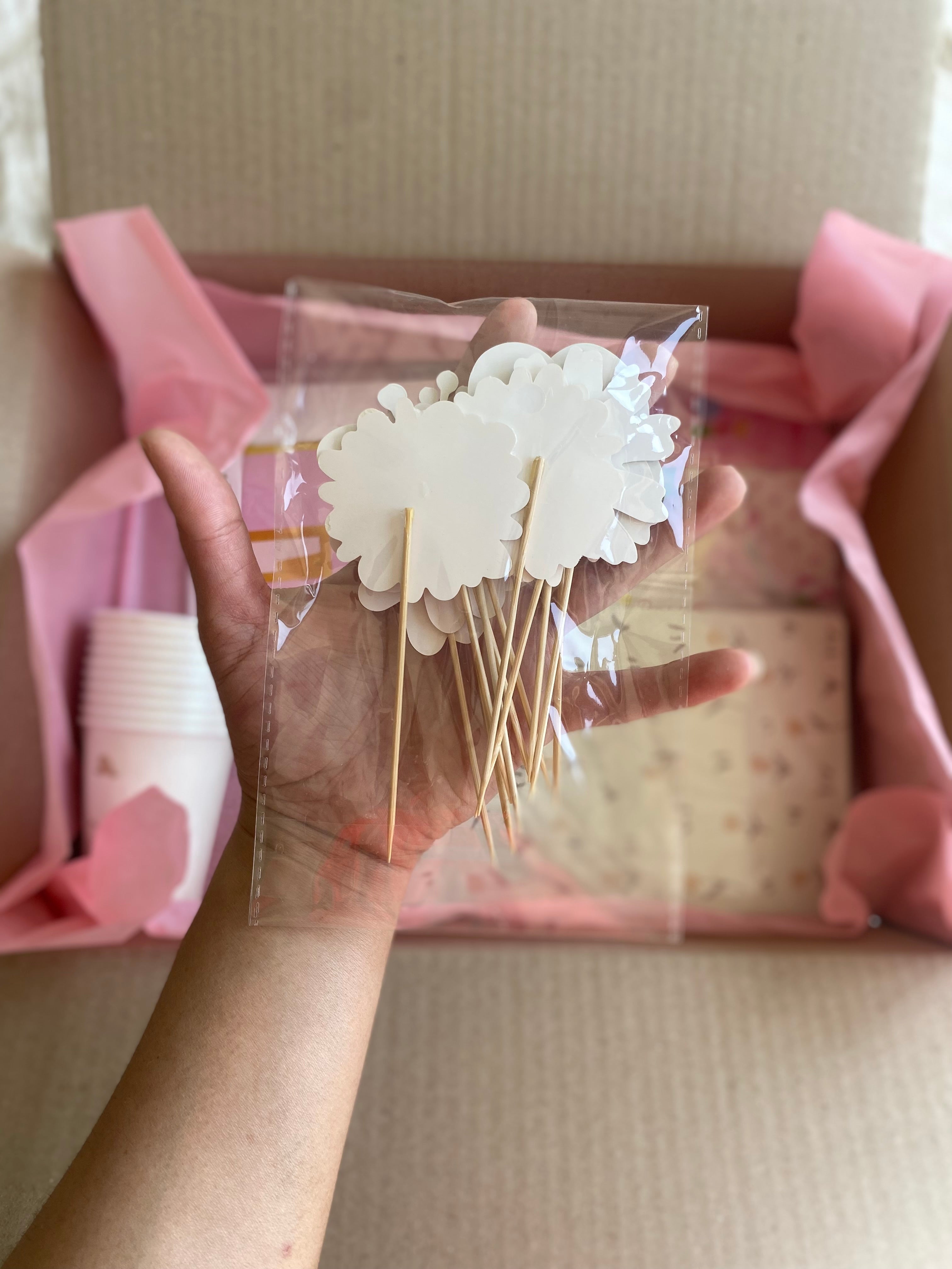 Papieren bloemcupcaketoppers (12 stuks)