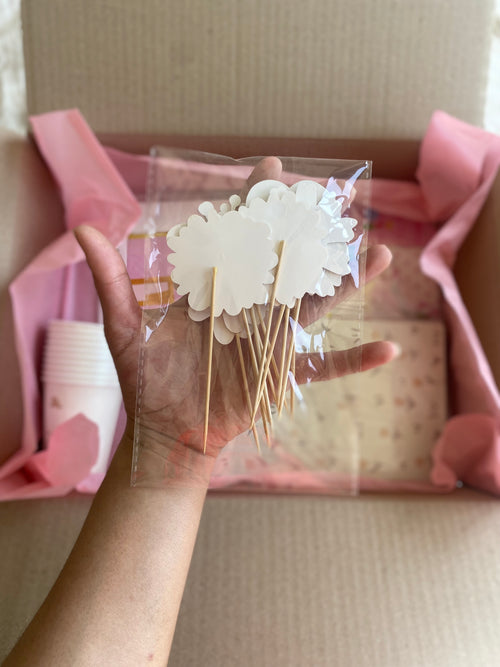Papieren bloemcupcaketoppers (12 stuks)
