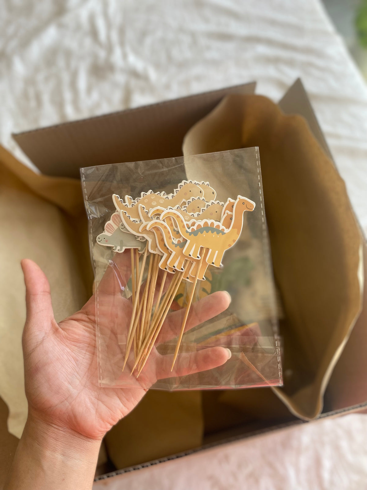 Dinosaur cupcake toppers van papier (12 stuks)